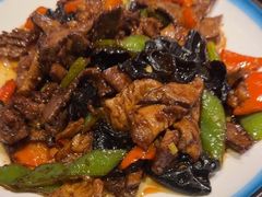 -靠山屯东北农家菜(八龙桥雅苑店)