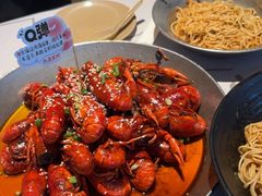 -巴厘龙虾·榜首油焖大虾(音乐学院·沿江酒馆店)