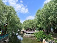 -雪山彩虹谷景区