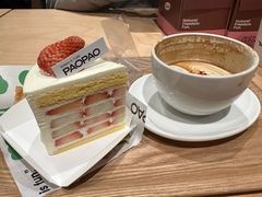 草莓鲜奶蛋糕-PAOPAO Bakery&Café(港汇店)