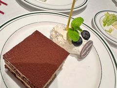 -Wolfgang’s Steakhouse 沃夫冈牛排馆(上海白玉兰广场店)