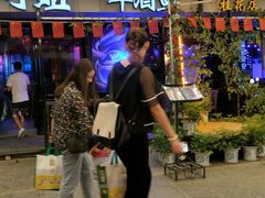 -刘姐啤酒鱼民族演艺餐厅(西街总店)