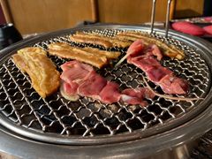 -啊美丽炭火烤肉(滑翔一店)