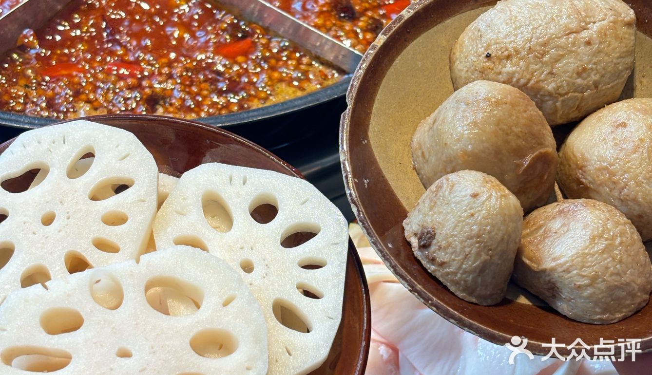 这家咕噜咕噜的火锅让人太有食欲了！！