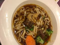 -康师傅私房牛肉面(马泉营奥莱店)