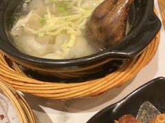 -馋三尺蟹粉小笼(人民广场店)
