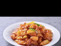 菠萝咕噜肉-鑫小城故事·砂锅·排骨藕汤(兴业路店)