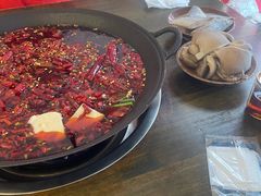 -黄潇洒老火锅(九眼桥宏济巷店)