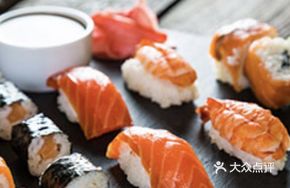 Grilled Salmon Belly