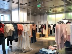 -URBAN REVIVO(深圳华润万象天地店)