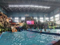 -中华郡温泉