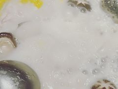 -煲宫猪肚鸡(昆山金鹰国际购物中心店)