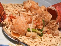 葱姜炒龙虾-皇朝会.经典传统粤菜(外滩店)