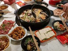 -钢管厂五区小郡肝串串香(奥克斯广场锦城万达店)