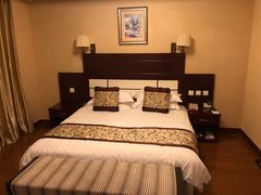 -爱舍海岸酒店(香港中路五四广场店)