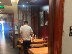 -万记麻辣烫国展总店