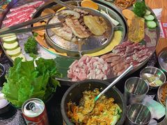 -哈哈碳都·牛肋条无限自助烤肉(宝龙店)