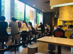 大堂-麦当劳(杭州西湖银泰百货店)