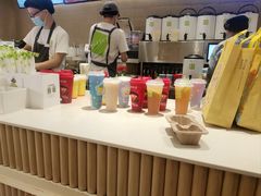 -奈雪的茶(湖滨银泰in77C区PRO店)