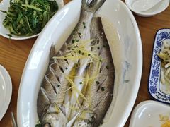 -品鲜村农家菜·阳澄湖大闸蟹(总店)