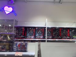 -嗨本可潮玩仓(大兴大悦春风里店)