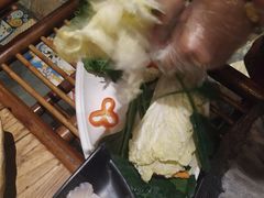-老牌坊云南鱼豆花火锅(爱建店)