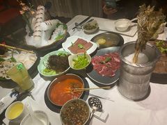 -泓炙颐凤鲜海鲜火锅料理(桐乡店)