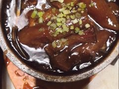 肉汁萝卜煨牛筋-那家小馆•北京菜•烤鸭(中关村店)