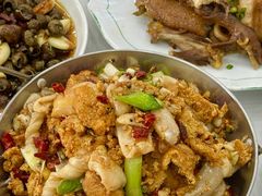 -丹水桥地锅鱼·翘嘴鲌·地方特色全鱼宴(丹江口大坝店)