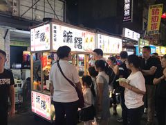 -六合夜市