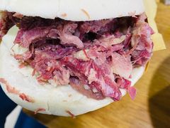 腊汁肉夹馍-邢老三肉丸糊辣汤(西安总店)