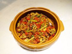 拆骨肉肥腸-荷庭·精致湘菜(华强北九方店)