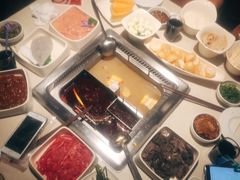 -海底捞火锅鲜切牛肉主题店(长寿路店)