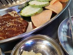 -哈哈碳都·牛肋条无限自助烤肉(台江万达店)