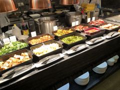 自助取餐区-北京希尔顿逸林酒店-逸轩西餐厅-自助餐厅