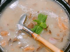 野生菌浓汤-吃货私房菜(丽江束河古镇店)