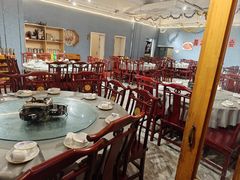 -梓檚中餐厅湖北菜小龙虾武昌鱼排骨藕汤(黄鹤楼店)