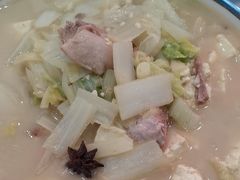 -一口猪海鲜浑锅·东北家常菜