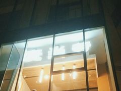 -麦当劳(展览路店)