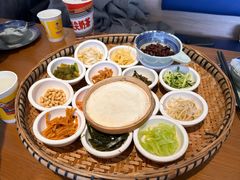 -包整·丝娃娃(一览甲秀楼风景店)