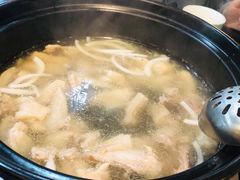 -东椰·海南椰子鸡火锅(朝阳门店)