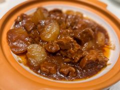 萝卜牛腩煲-新华饭店·新津菜·酥皮烤鸭·海鲜(津湾广场店)