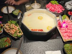 -新草堂锅物料理(泉城路店)