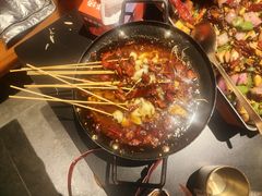 -何师烧烤Pro ·江湖川菜·小龙虾·精酿啤酒(太古里旗舰店)
