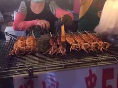 -六合夜市