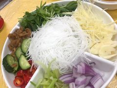 -官塘陈记鱼生·潮汕砂锅粥·牛肉火锅(潮枫路总店)