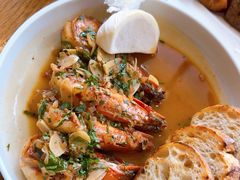 -ROAST coffee & eatery