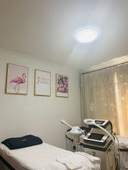 -美肤盾祛痘·问题肌头疗管理中心