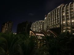 -三亚湾海居铂尔曼度假酒店