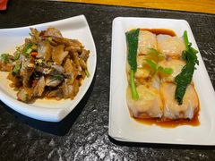 手撕小黄鱼-小城粥道·海胆鲜虾粥(解放广场店)